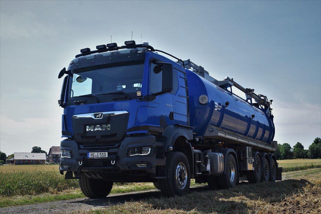 cdaac6a8-0f64-4933-8dd7-a2854679eae5